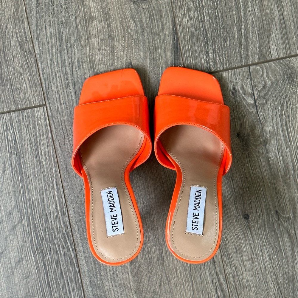 Orange Steve Madden size 5.5 heels!